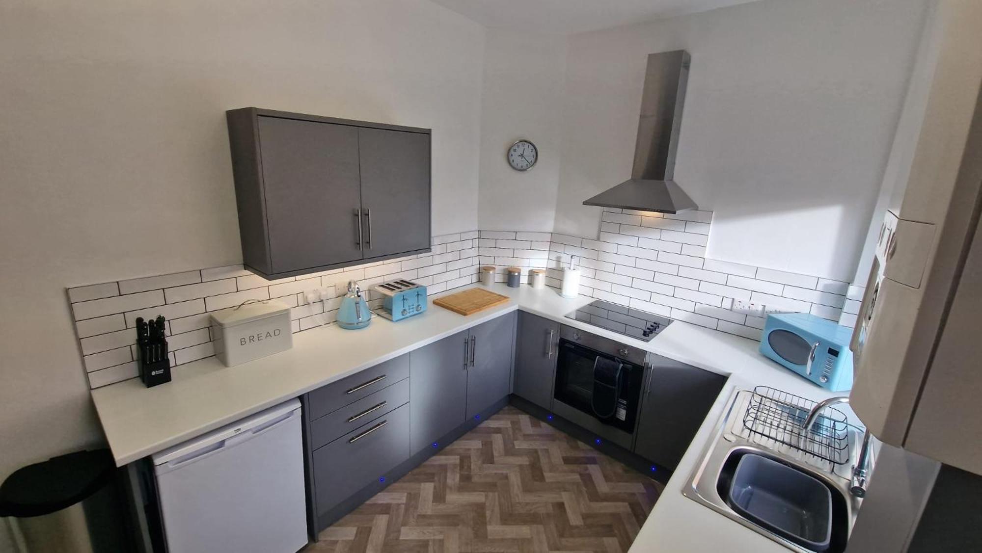 Cosy Home Perfect For Families And Contractors With Free Parking Ντάρλινγκτον Εξωτερικό φωτογραφία