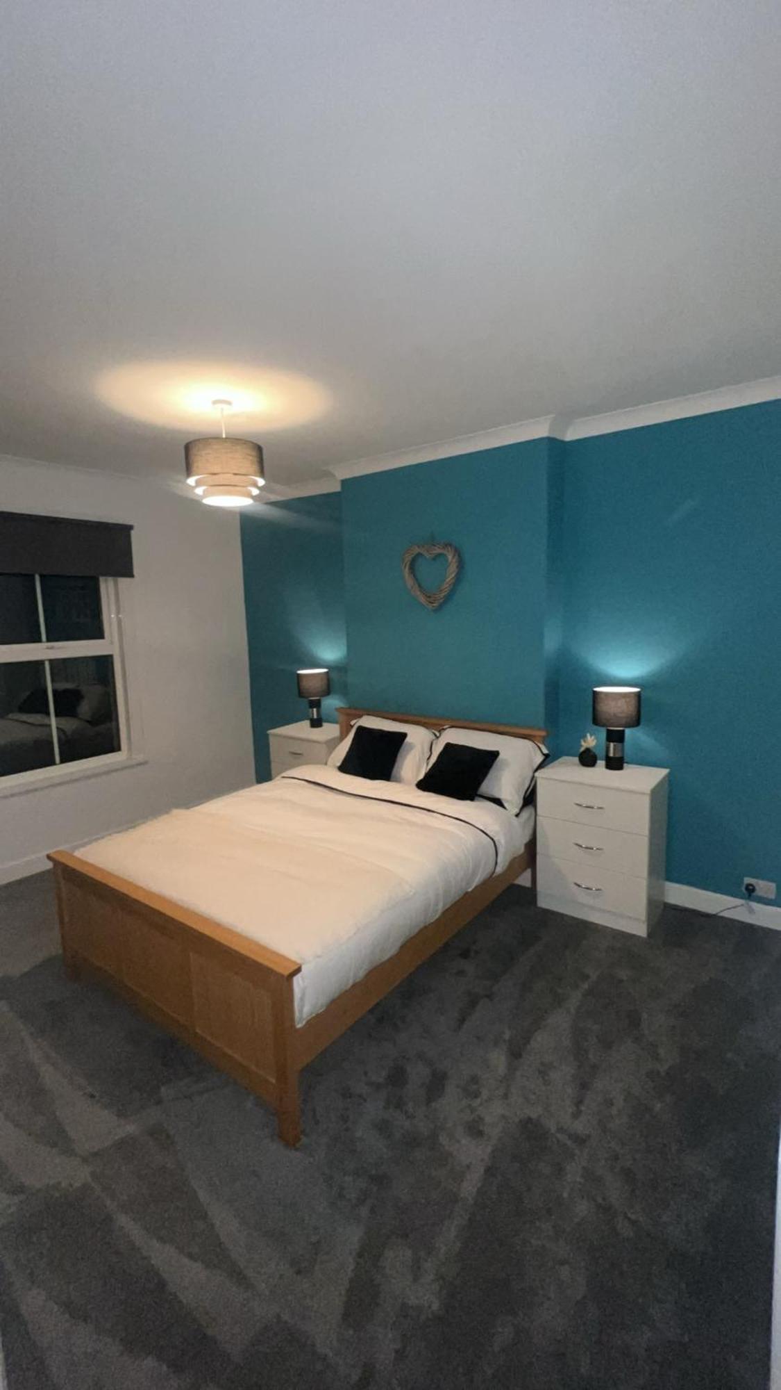 Cosy Home Perfect For Families And Contractors With Free Parking Ντάρλινγκτον Εξωτερικό φωτογραφία